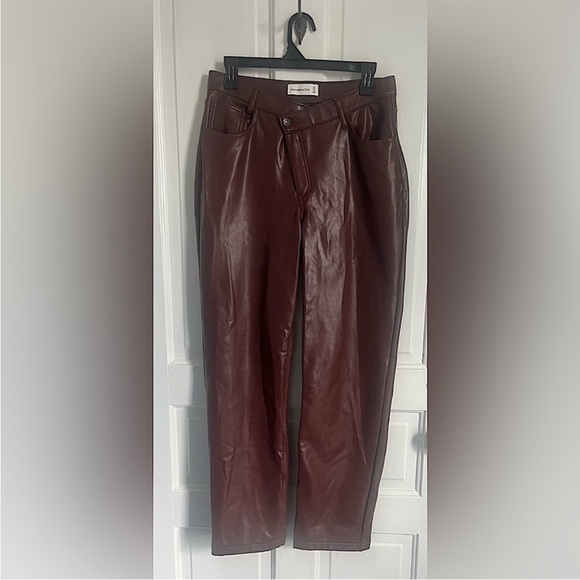 Abercrombie & Fitch Brown faux leather trousers - Picture 2 of 4